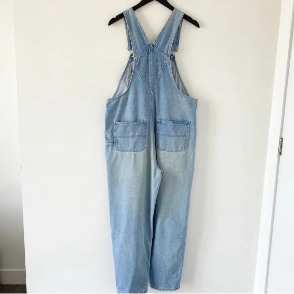 VINTAGE 90s Light Denim Baggy Overalls - Picture 3 of 10